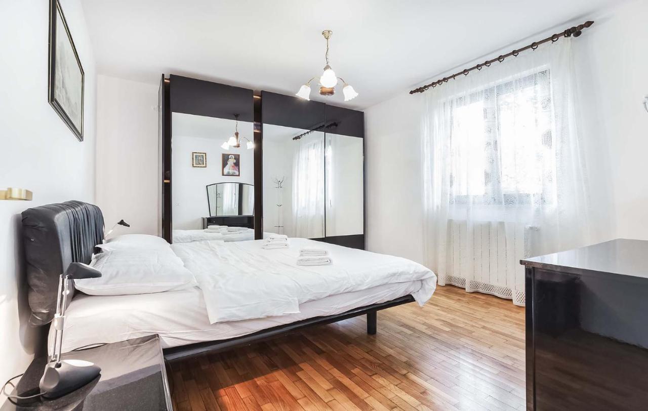 Rino Apartment Porec Exterior photo